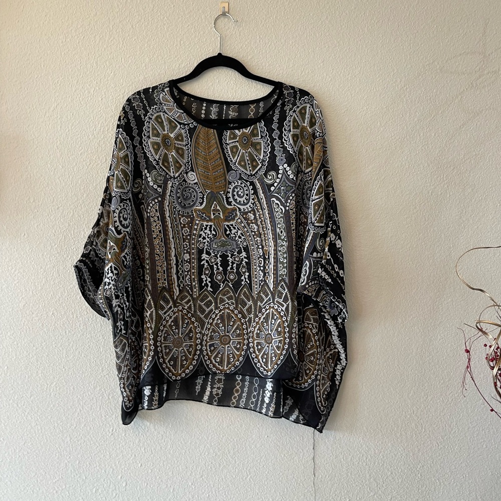 Short Sleeve Flowing Top